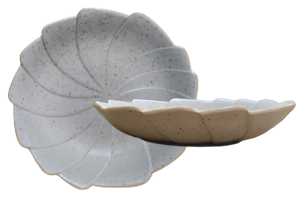 Alabaster bowl pinwheel 22.8 cm h 4.5 cm