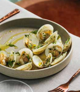 Obsession shell chopsticks rest 7.3x6.3x2m - Sandstone