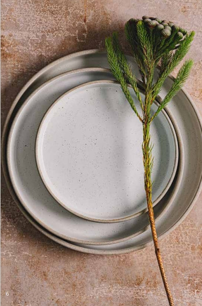 Speckled white- Coupe Plate 25.5cm - To be discontinued - While stocks last"