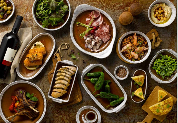 Tierra- Rectangular Plate 26.6 x 15.8 x 2.8cm