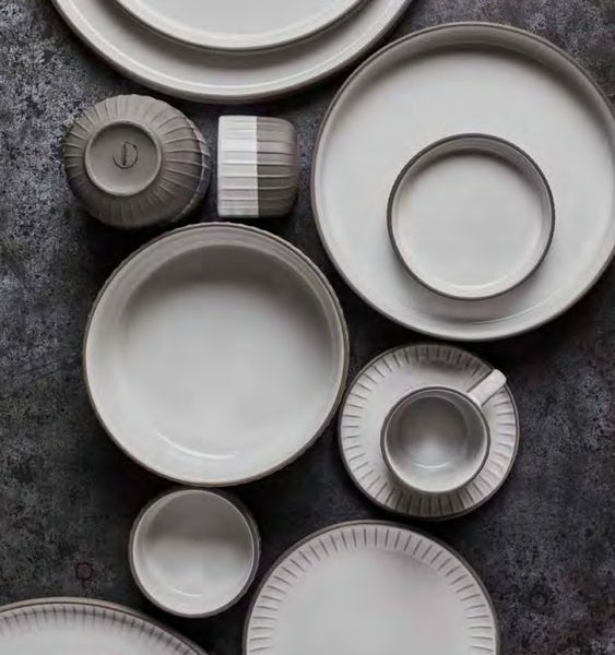 Luna- walled plate 25cm