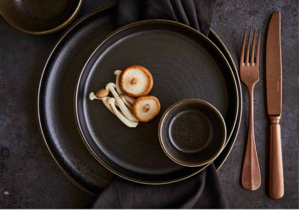 Charcoal -Walled Plate  20cm x H: 3cm