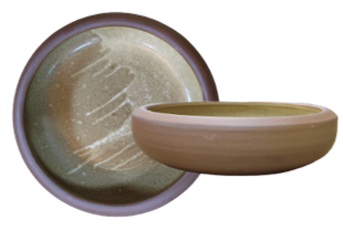 Cedar- Concave Bowl 16 x 16 x 4.6 cm