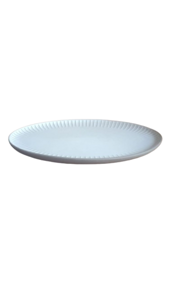Luna- Oval Plate 25 x 17 x 1.8 cm